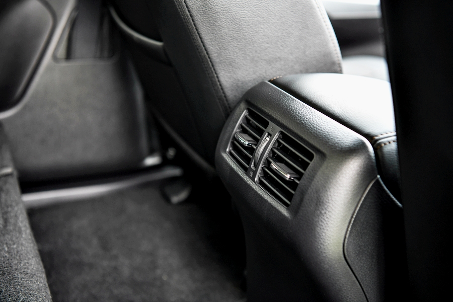 Nissan Navara Double Cab CALIBRE E 7AT MY20 นิสสัน นาวาร่า ปี 2020 : ภาพที่ 13