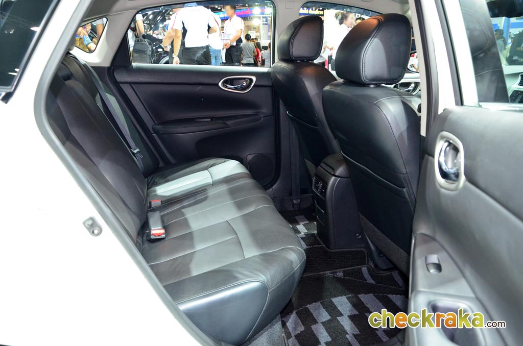 Nissan Sylphy 1.6 SV CVT นิสสัน ซีลฟี่ ปี 2013 : ภาพที่ 11