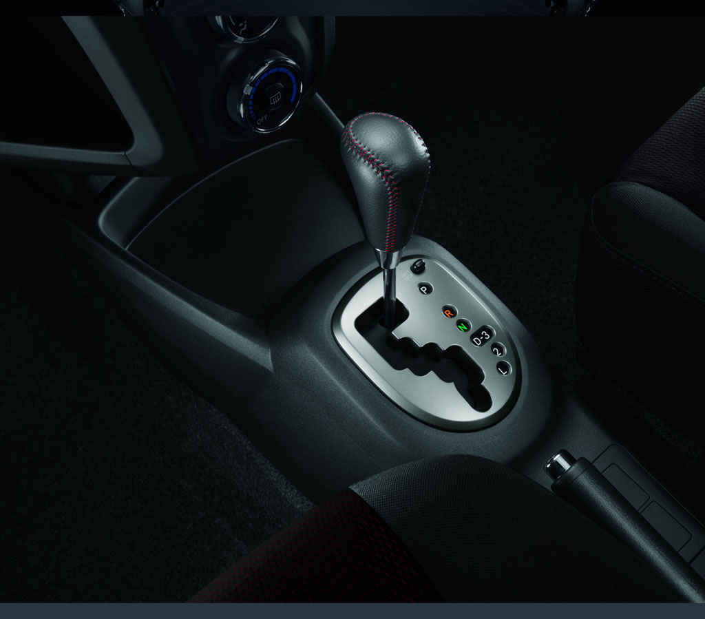 Toyota Yaris RS โตโยต้า ยาริส ปี 2012 : ภาพที่ 17