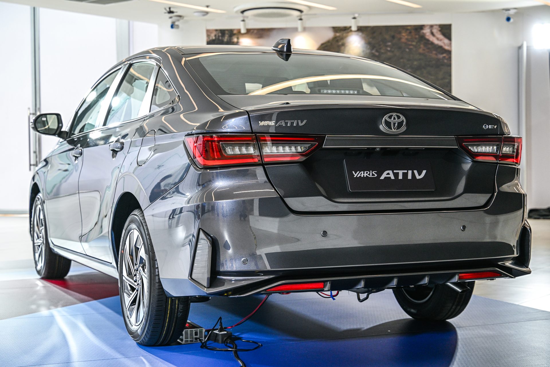 Toyota Yaris ATIV HEV Premium โตโยต้า ยาริส ปี 2025 : ภาพที่ 2