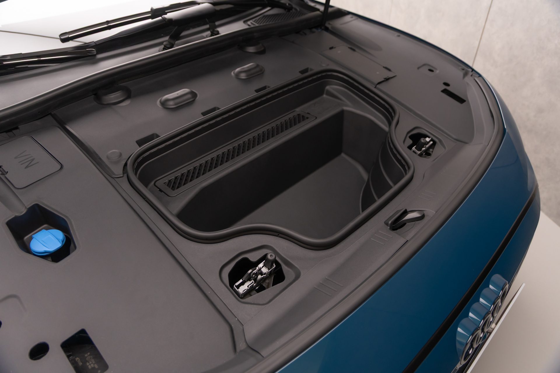 Audi S6 Avant e-tron quattro อาวดี้ ปี 2025 : ภาพที่ 8