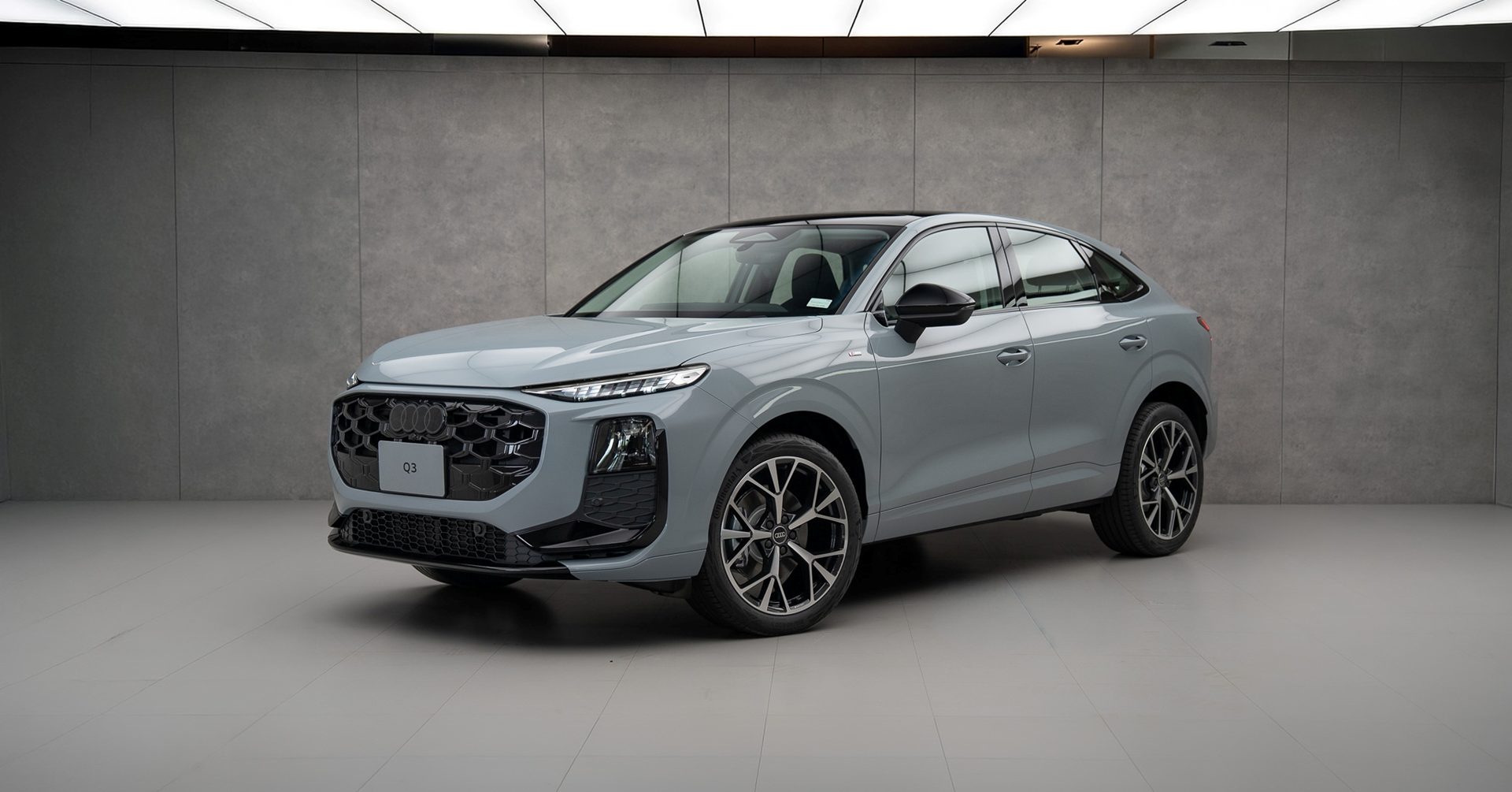 Audi Q3 Sportback S line Tech Plus อาวดี้ คิว3 ปี 2026 : ภาพที่ 1