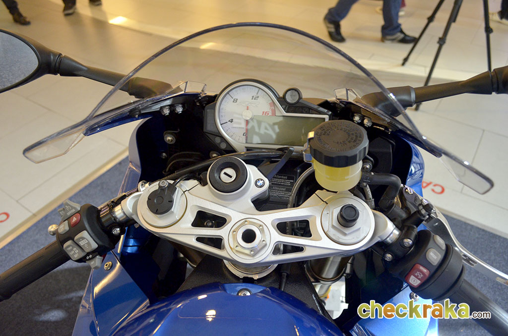BMW S 1000 RR บีเอ็มดับเบิลยู เอส ปี 2015 : ภาพที่ 8