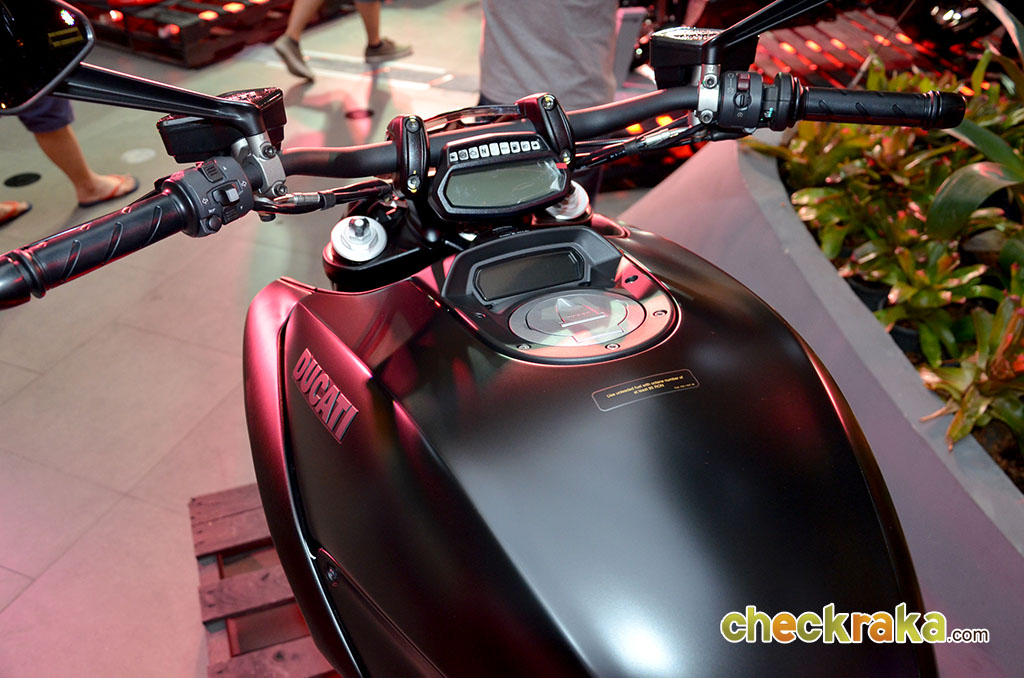 Ducati Diavel Dark ดูคาติ เดียแวล ปี 2014 : ภาพที่ 10