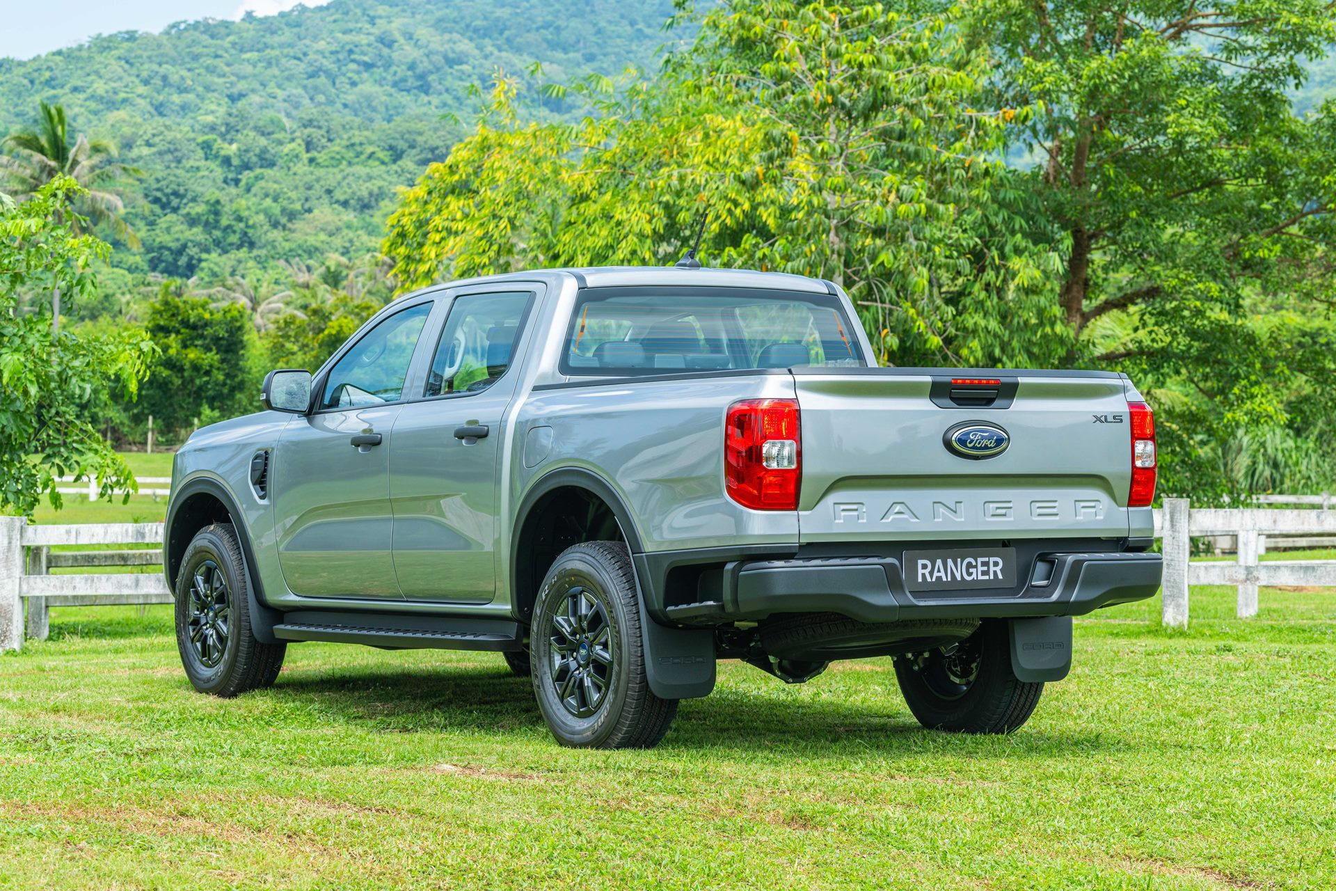 Ford Ranger Double Cab XLS 2.0L Turbo HR 6AT ฟอร์ด เรนเจอร์ ปี 2024 : ภาพที่ 4