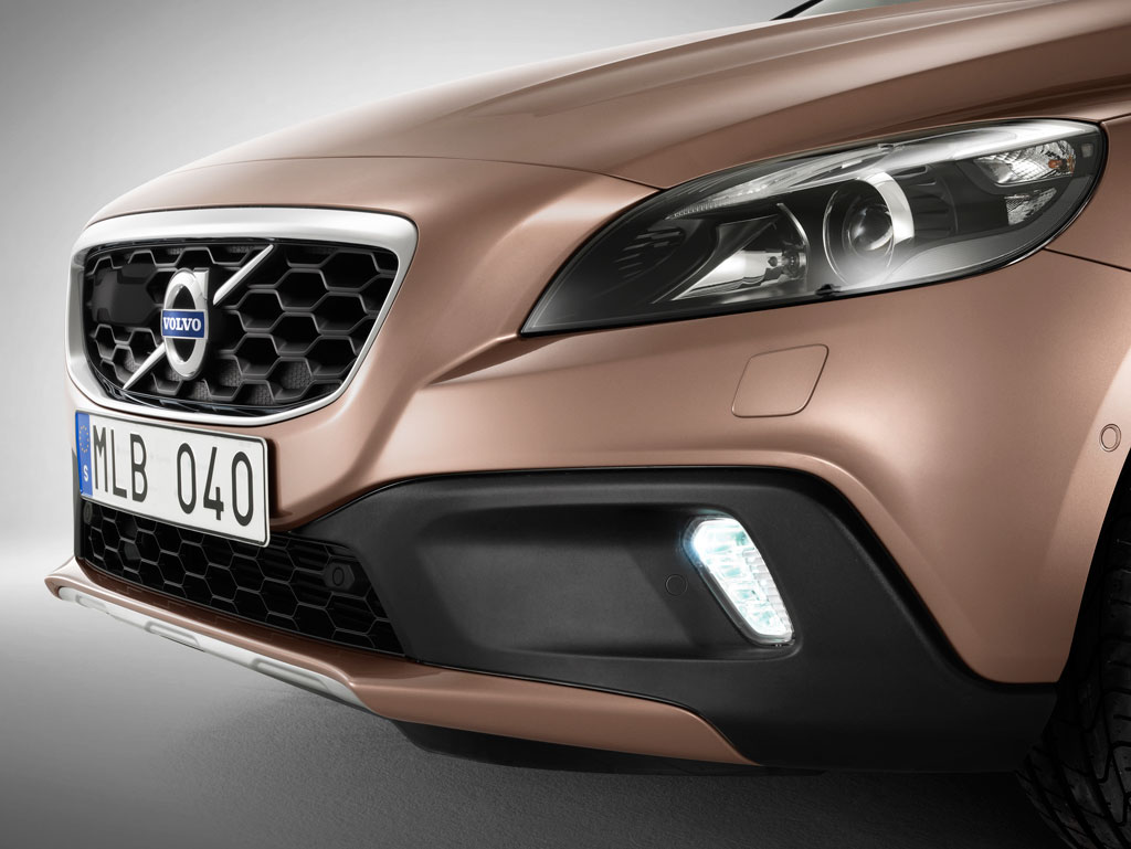 Volvo V40 T5 Cross Country วอลโว่ วี40 ปี 2013 : ภาพที่ 3