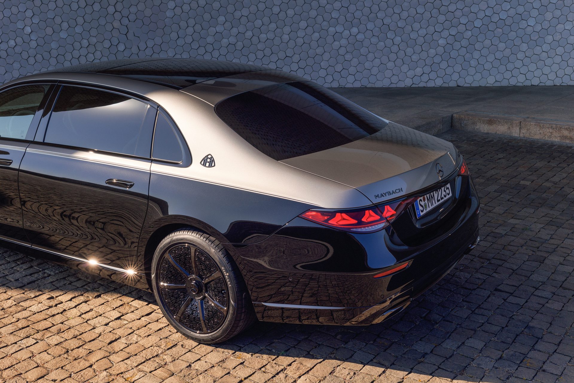 Mercedes-benz Maybach S 580 e Night Series เมอร์เซเดส-เบนซ์ ปี 2026 : ภาพที่ 7