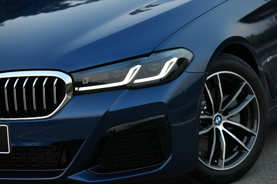 BMW Series 5 520d M Sport บีเอ็มดับเบิลยู ซีรีส์5 ปี 2021 : ภาพที่ 2