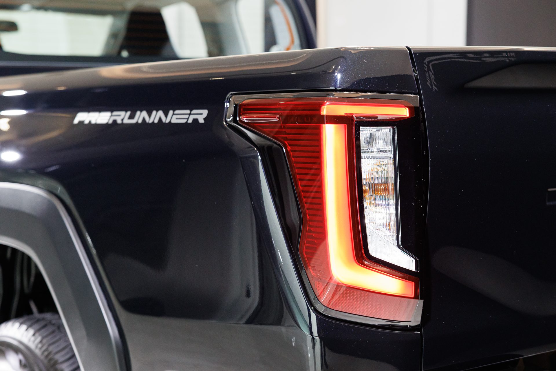 Toyota Hilux Travo Smart Cab Prerunner 2.8 Smart MT โตโยต้า ไฮลักซ์ ทราโว ปี 2025 : ภาพที่ 6