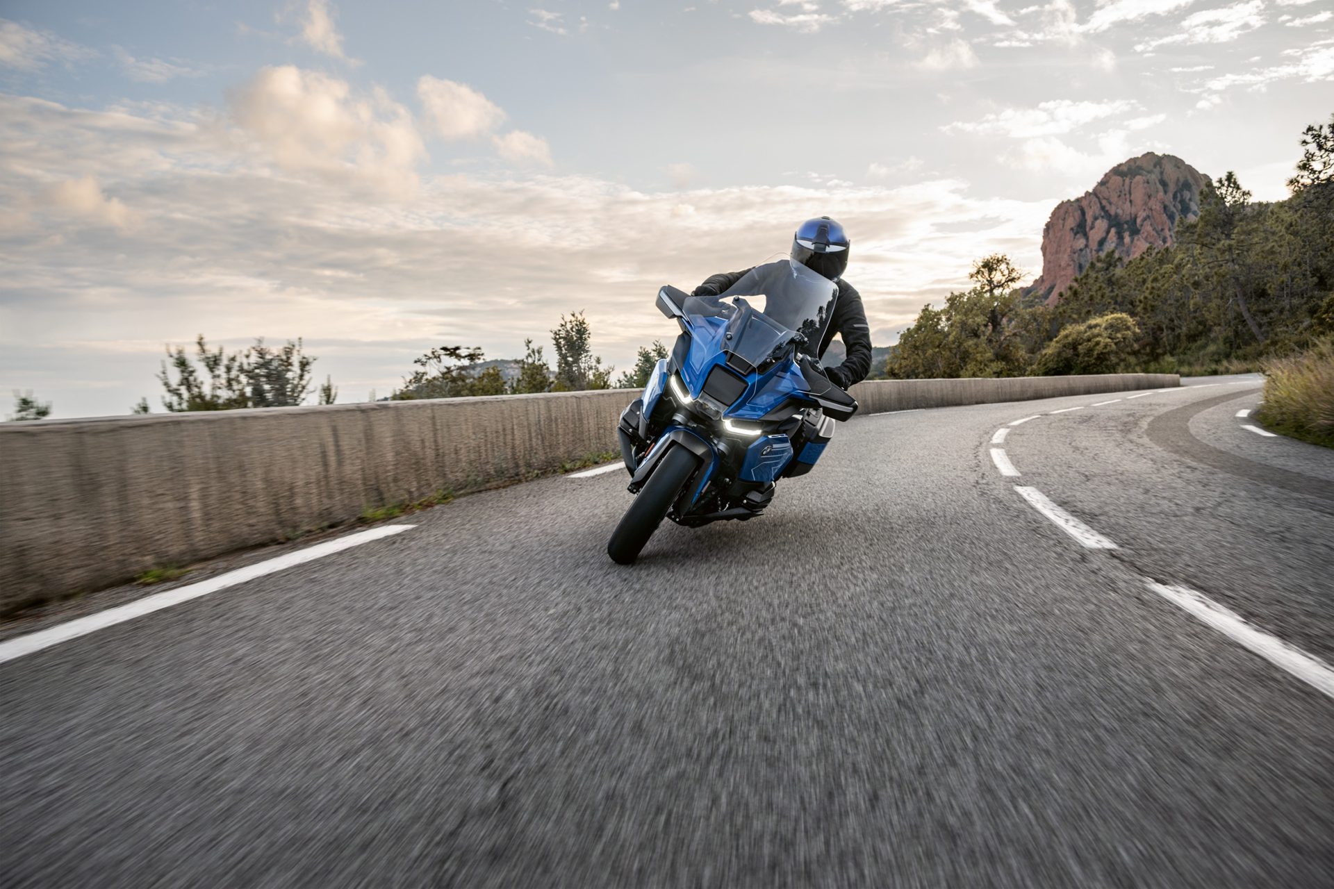 BMW R 1300 RT Impulse บีเอ็มดับเบิลยู อาร์ ปี 2025 : ภาพที่ 8