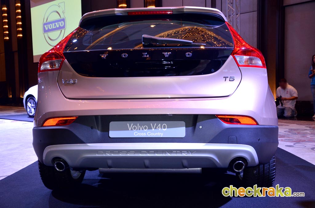 Volvo V40 T5 Cross Country วอลโว่ วี40 ปี 2013 : ภาพที่ 14