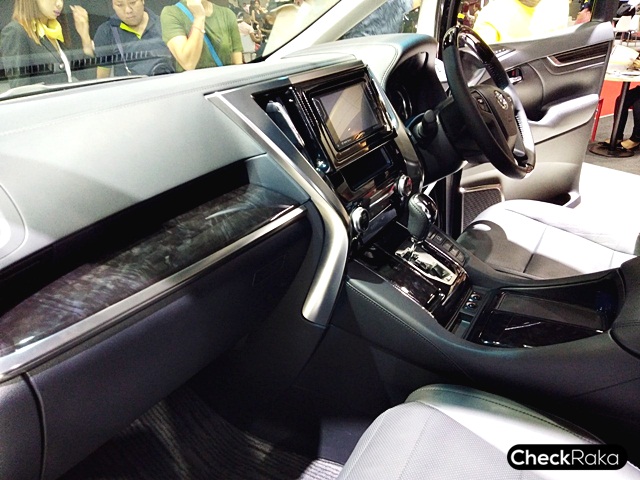 Toyota Vellfire 2.5 MY2018 โตโยต้า เวลไฟร์ ปี 2018 : ภาพที่ 11