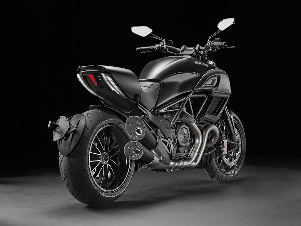 Ducati Diavel Dark ดูคาติ เดียแวล ปี 2014 : ภาพที่ 2