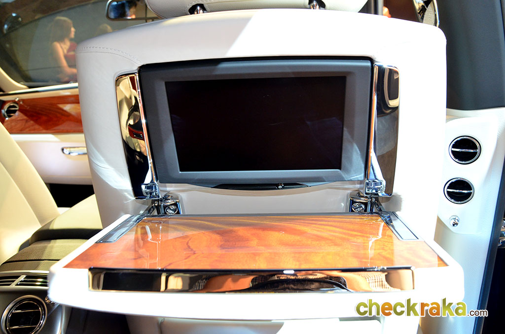 Rolls-Royce Ghost Series II Extended Wheel base โรลส์-รอยซ์ โกสต์ ปี 2014 : ภาพที่ 16