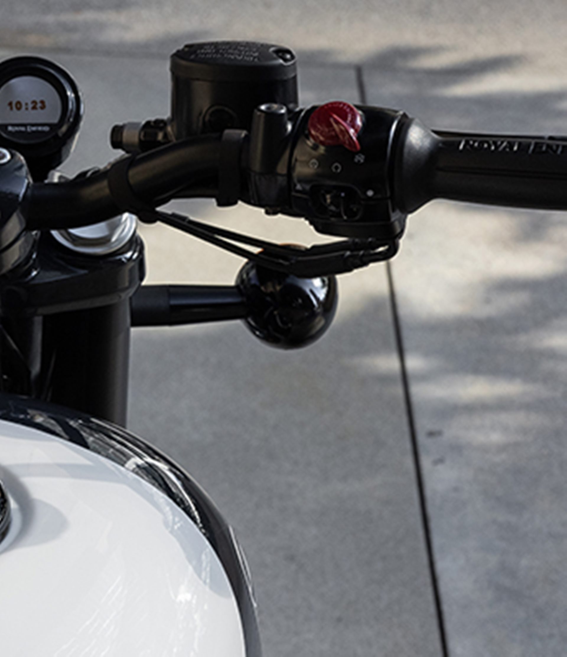 Royal Enfield Shotgun 650 Stencil White โรยัล เอ็นฟีลด์ ปี 2024 : ภาพที่ 5