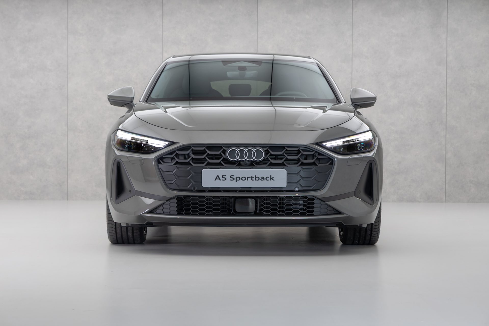 Audi A5 Sportback TFSI e quattro Tech Plus อาวดี้ เอ5 ปี 2025 : ภาพที่ 3