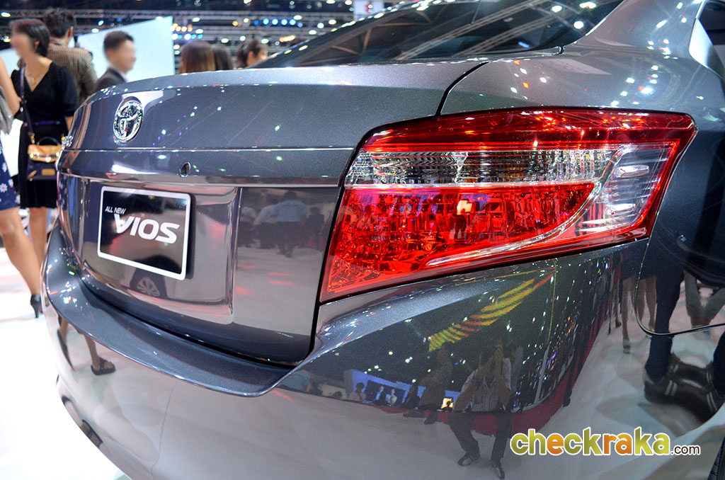 Toyota Vios 1.5 J M/T โตโยต้า วีออส ปี 2013 : ภาพที่ 12