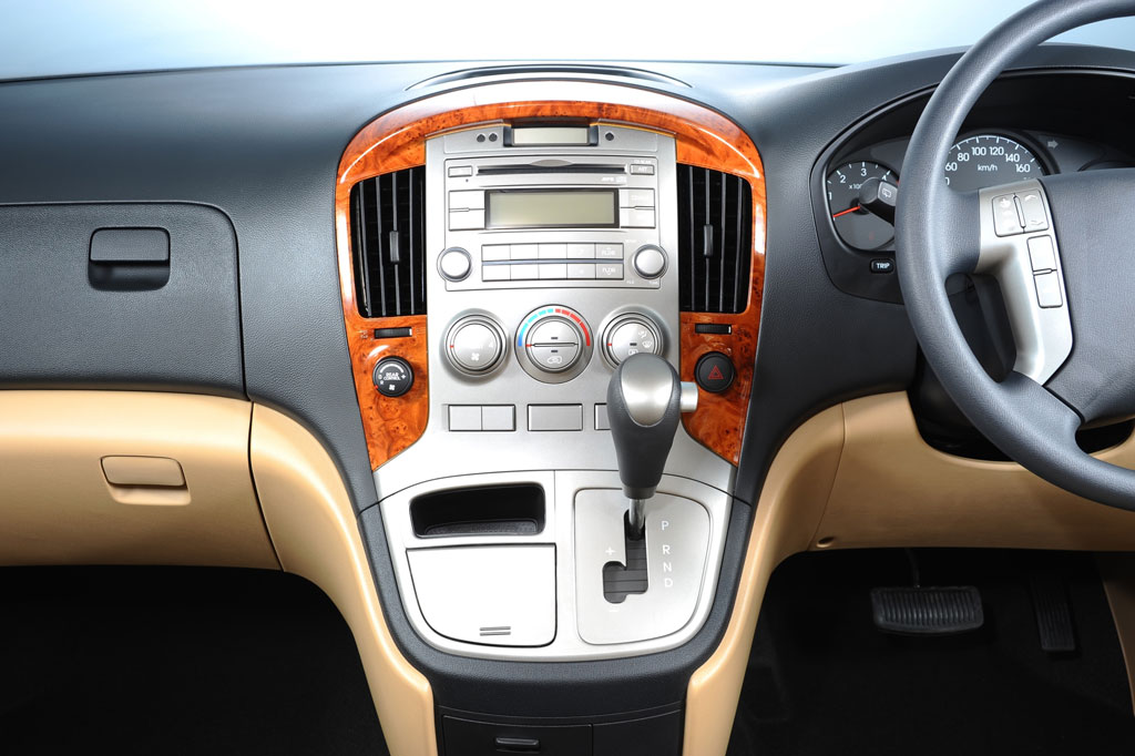 Hyundai H1 Elite ฮุนได H1 ปี 2013 : ภาพที่ 4