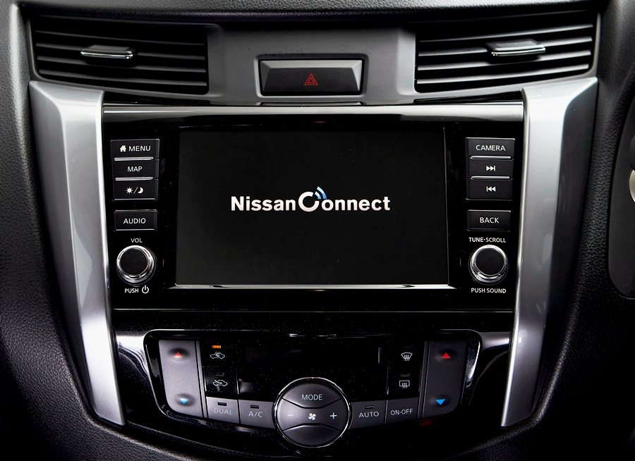 Nissan Navara Double Cab CALIBRE E 7AT MY20 นิสสัน นาวาร่า ปี 2020 : ภาพที่ 9