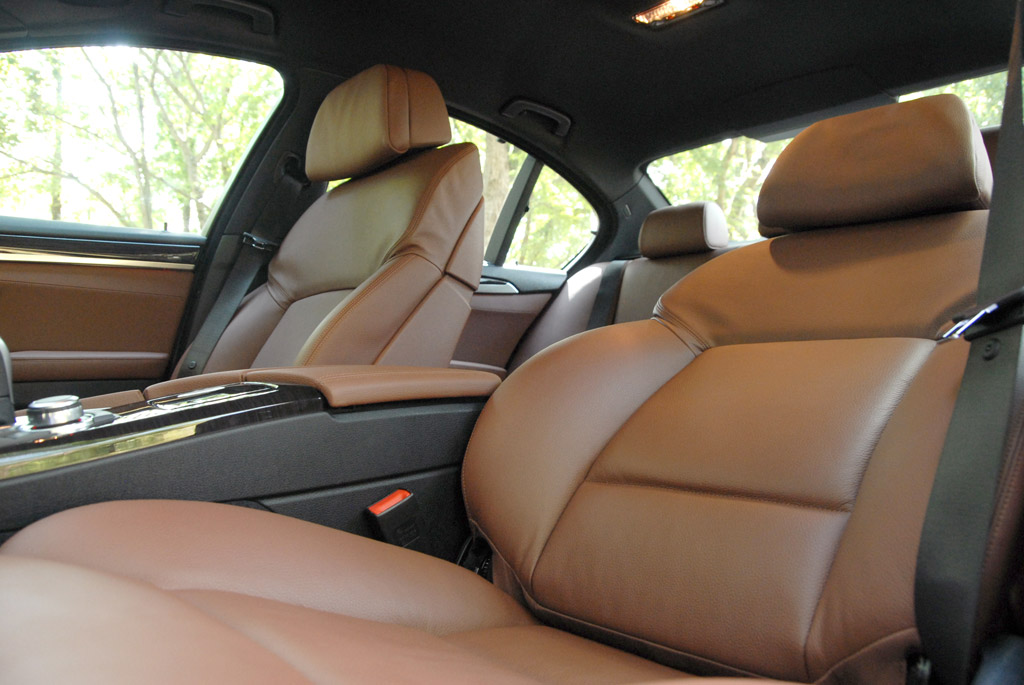 BMW Series 5 520d บีเอ็มดับเบิลยู ซีรีส์5 ปี 2010 : ภาพที่ 10