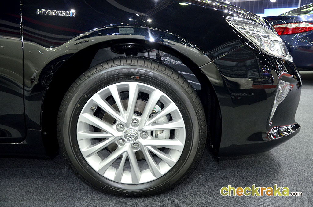 Toyota Camry Hybrid 2.5 HV Premium โตโยต้า แคมรี่ไฮบริด ปี 2016 : ภาพที่ 11