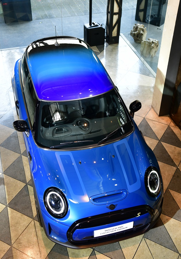 Mini Cooper SE Electric Collection Edition มินิ ปี 2022 : ภาพที่ 1