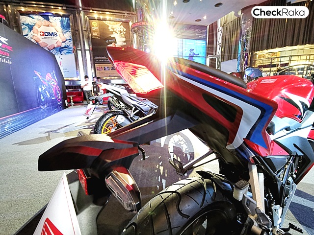 Honda CBR 150R ABS MY19 ฮอนด้า ซีบีอาร์ ปี 2019 : ภาพที่ 12