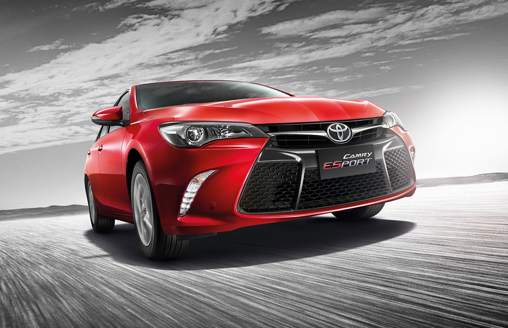 Toyota Camry 2.5 G ESport โตโยต้า คัมรี่ ปี 2015 : ภาพที่ 2