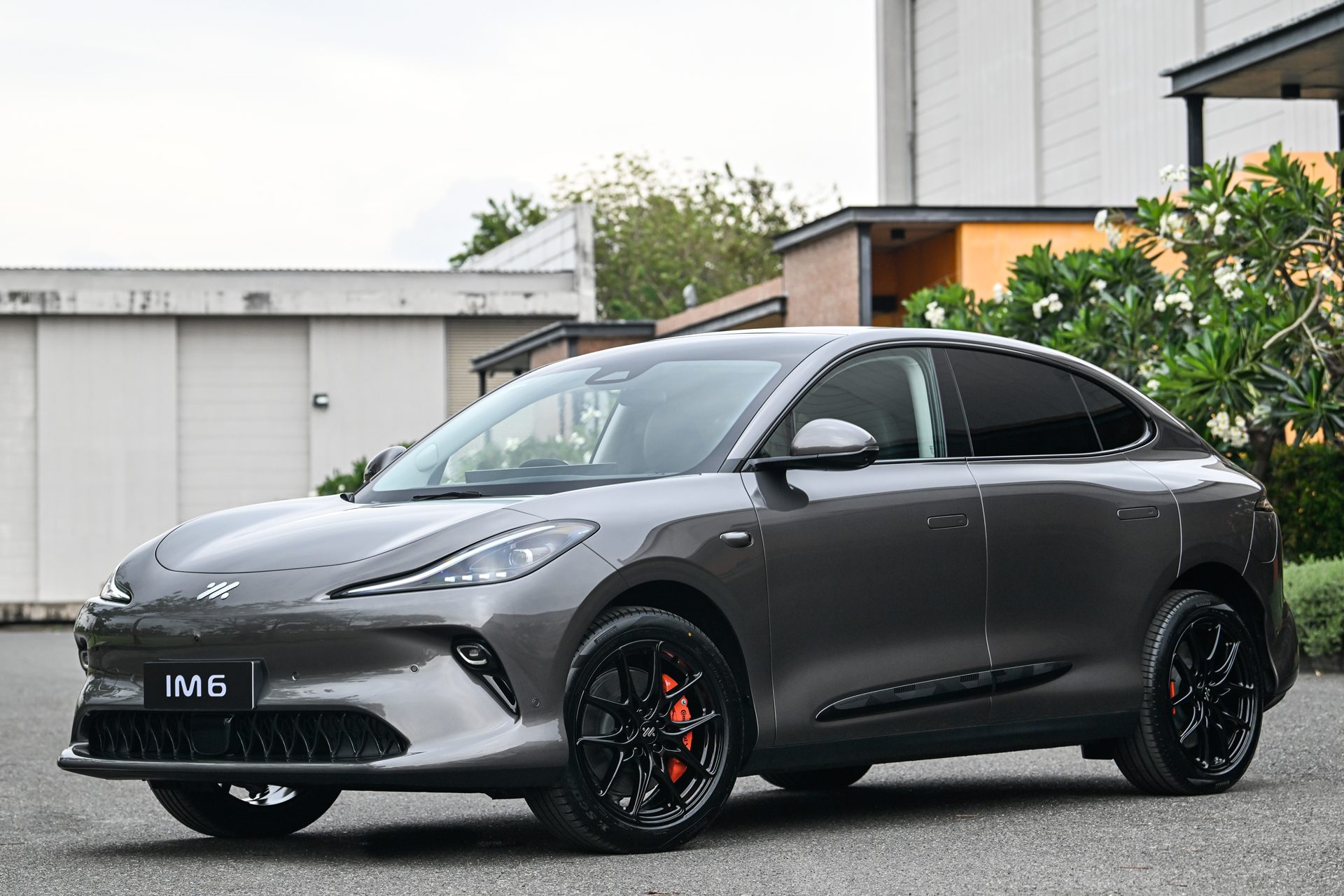 MG IM6 Premium 2WD เอ็มจี ปี 2025 : ภาพที่ 1