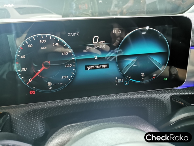 Mercedes-benz A-Class A200 AMG Dynamic เมอร์เซเดส-เบนซ์ เอ-คลาส ปี 2019 : ภาพที่ 11