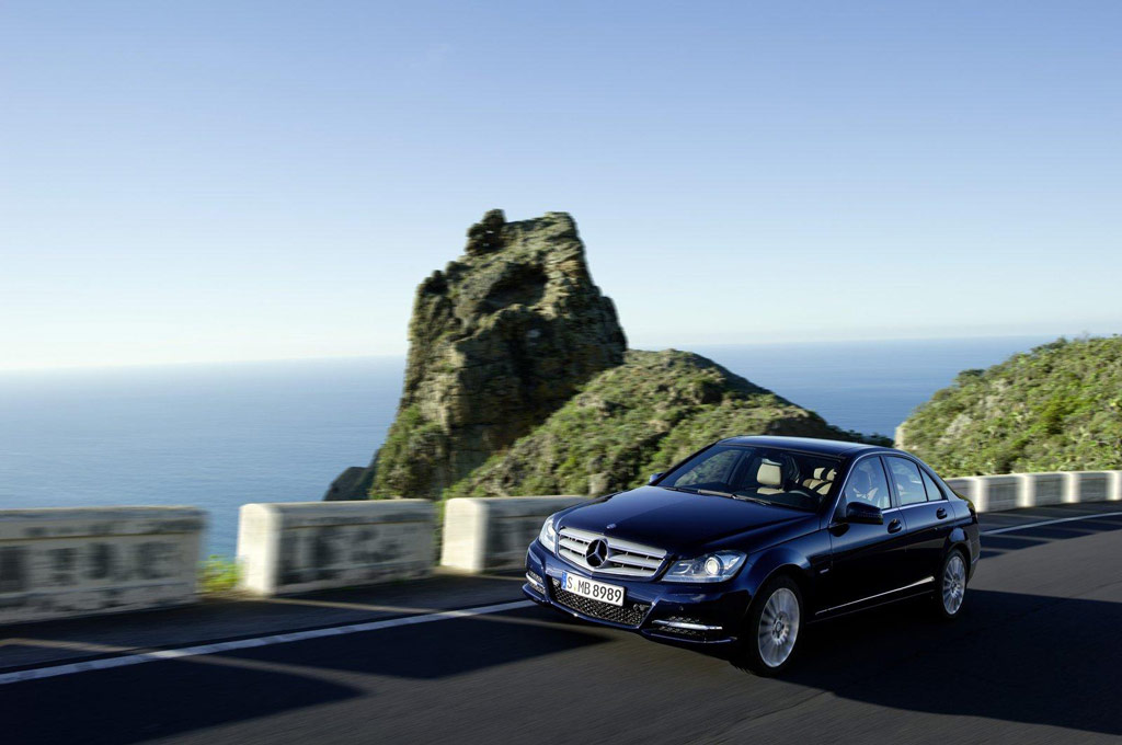 Mercedes-benz C-Class C250 AMG Plus เมอร์เซเดส-เบนซ์ ซี-คลาส ปี 2013 : ภาพที่ 2