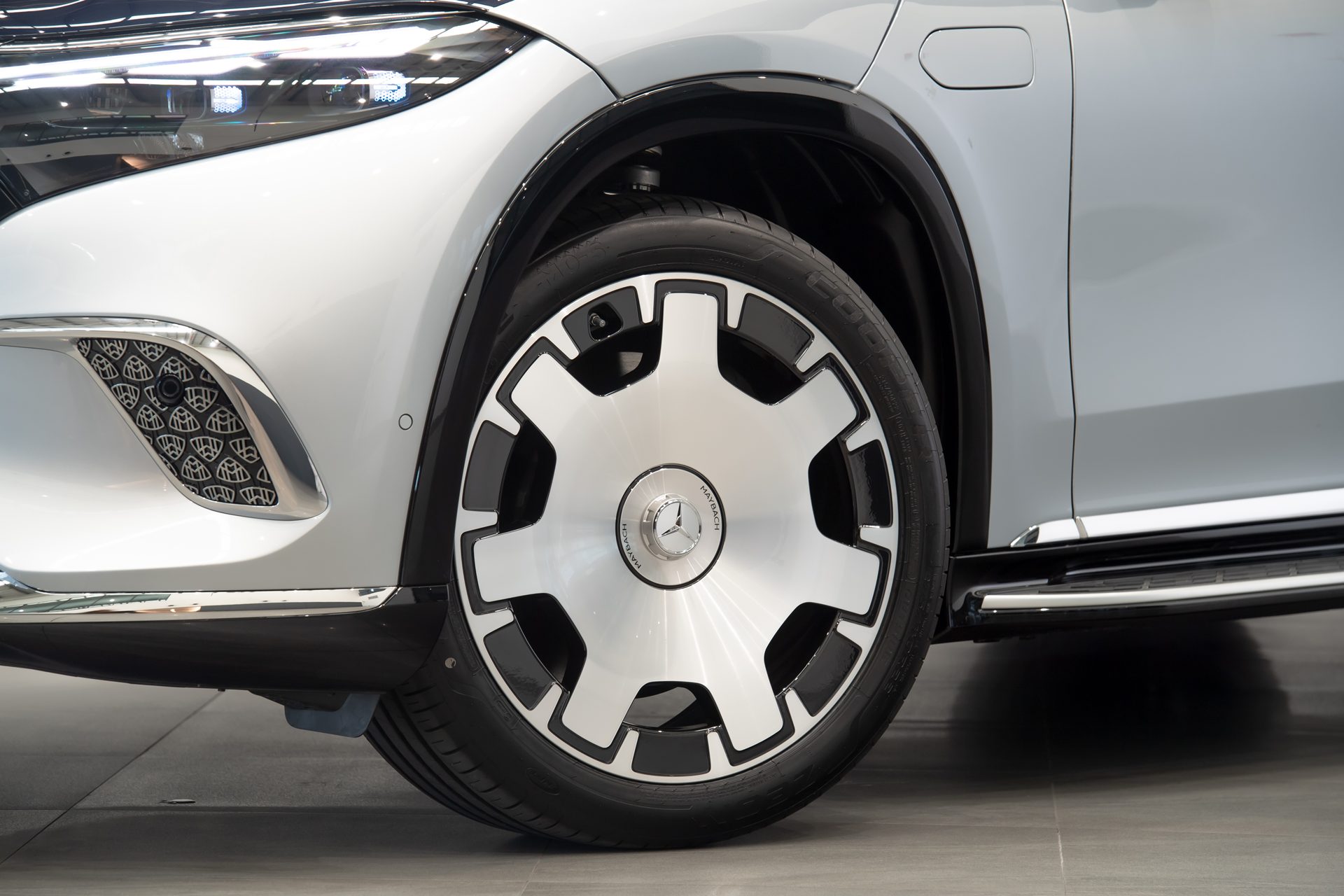 Mercedes-benz Maybach EQS 680 SUV เมอร์เซเดส-เบนซ์ ปี 2024 : ภาพที่ 6