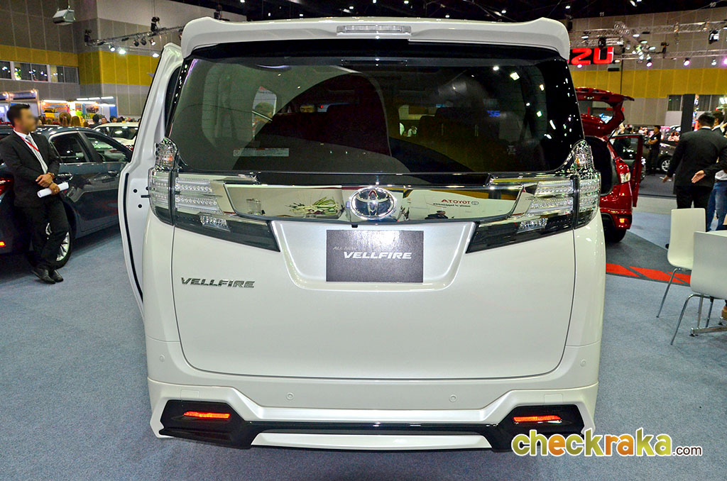 Toyota Vellfire 2.5 โตโยต้า เวลไฟร์ ปี 2015 : ภาพที่ 14