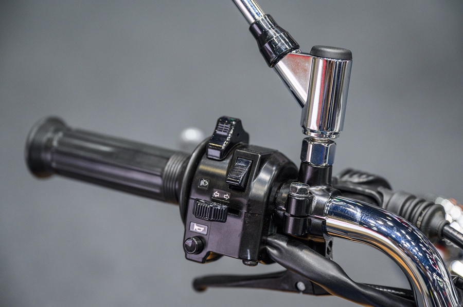 Yamaha SR400 Standard ยามาฮ่า เอสอาร์400 ปี 2020 : ภาพที่ 6