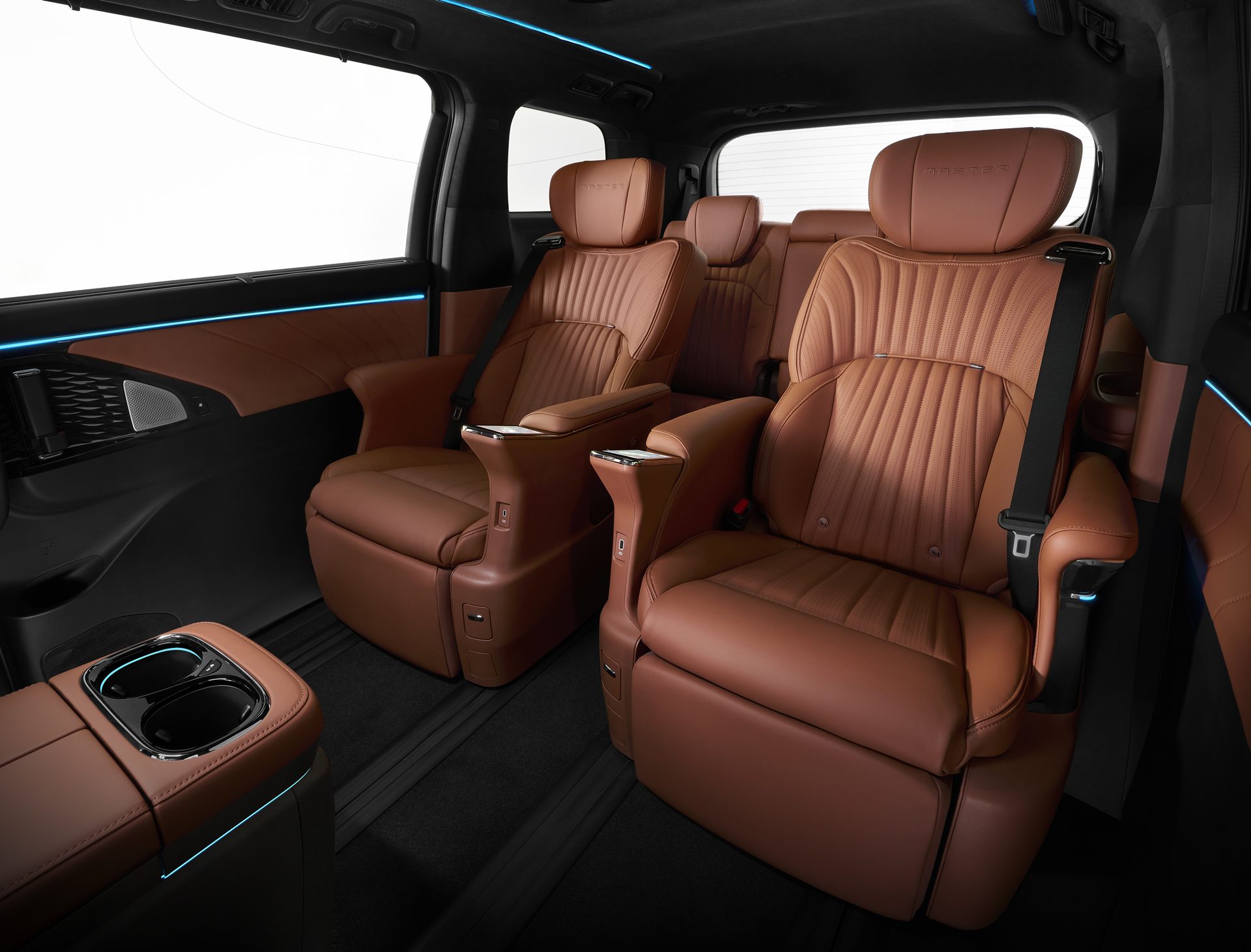 Aion GAC M8 PHEV Standard ปี 2025 : ภาพที่ 17