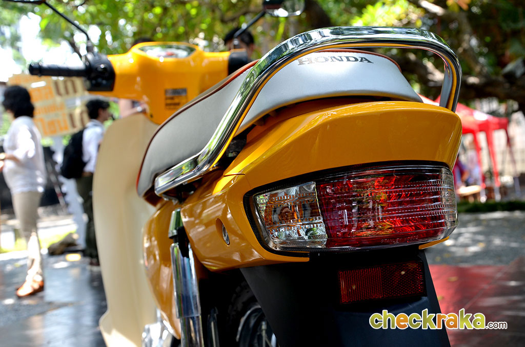 Honda Super Cub 2014 ฮอนด้า ซูเปอร์คับ ปี 2014 : ภาพที่ 11