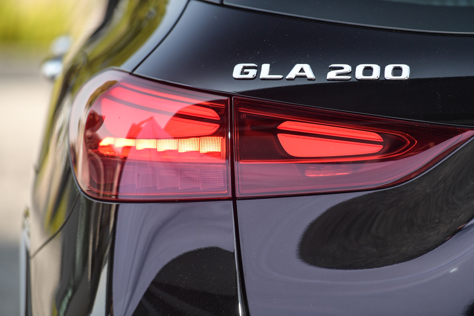 Mercedes-benz GLA-Class GLA 200 AMG Dynamic เมอร์เซเดส-เบนซ์ จีแอลเอ-คลาส ปี 2024 : ภาพที่ 4