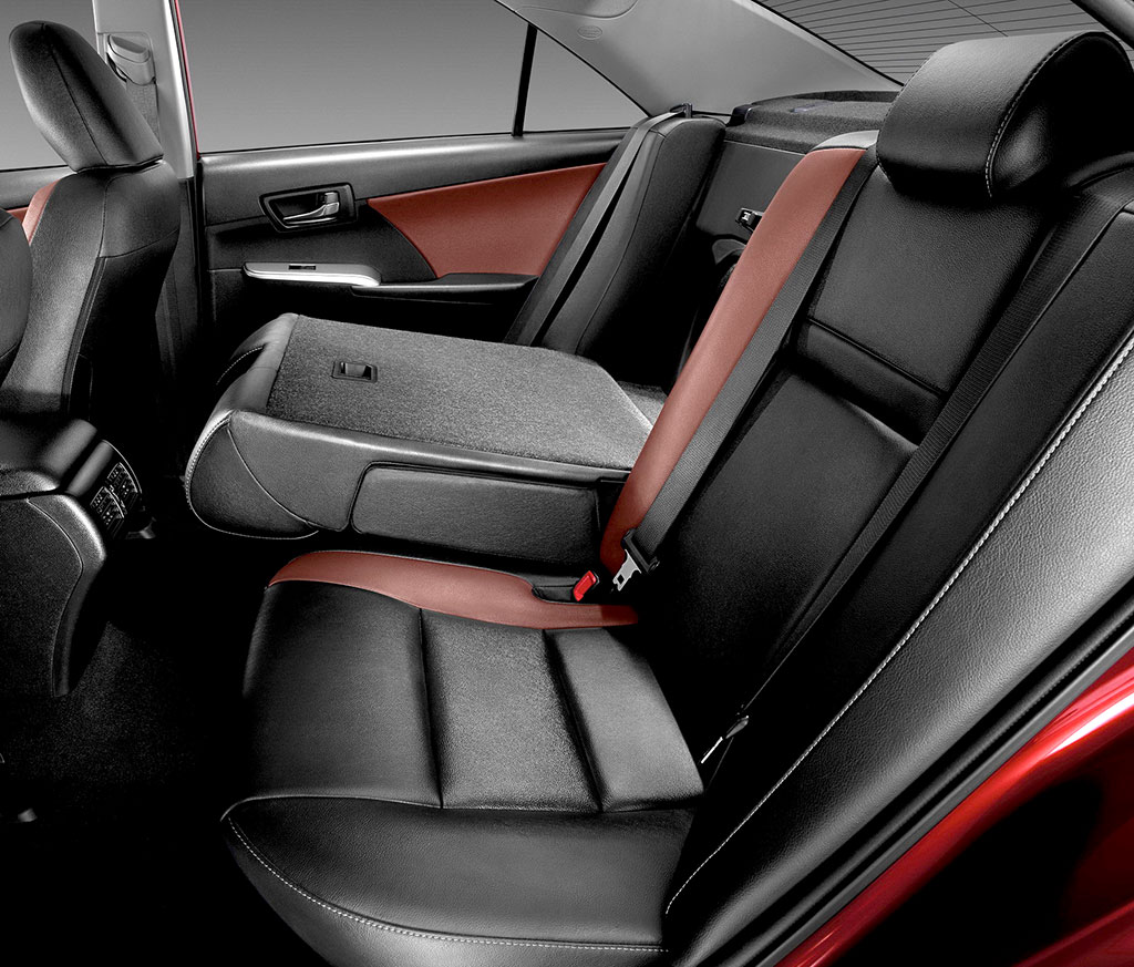 Toyota Camry 2.5 G ESport โตโยต้า คัมรี่ ปี 2015 : ภาพที่ 9