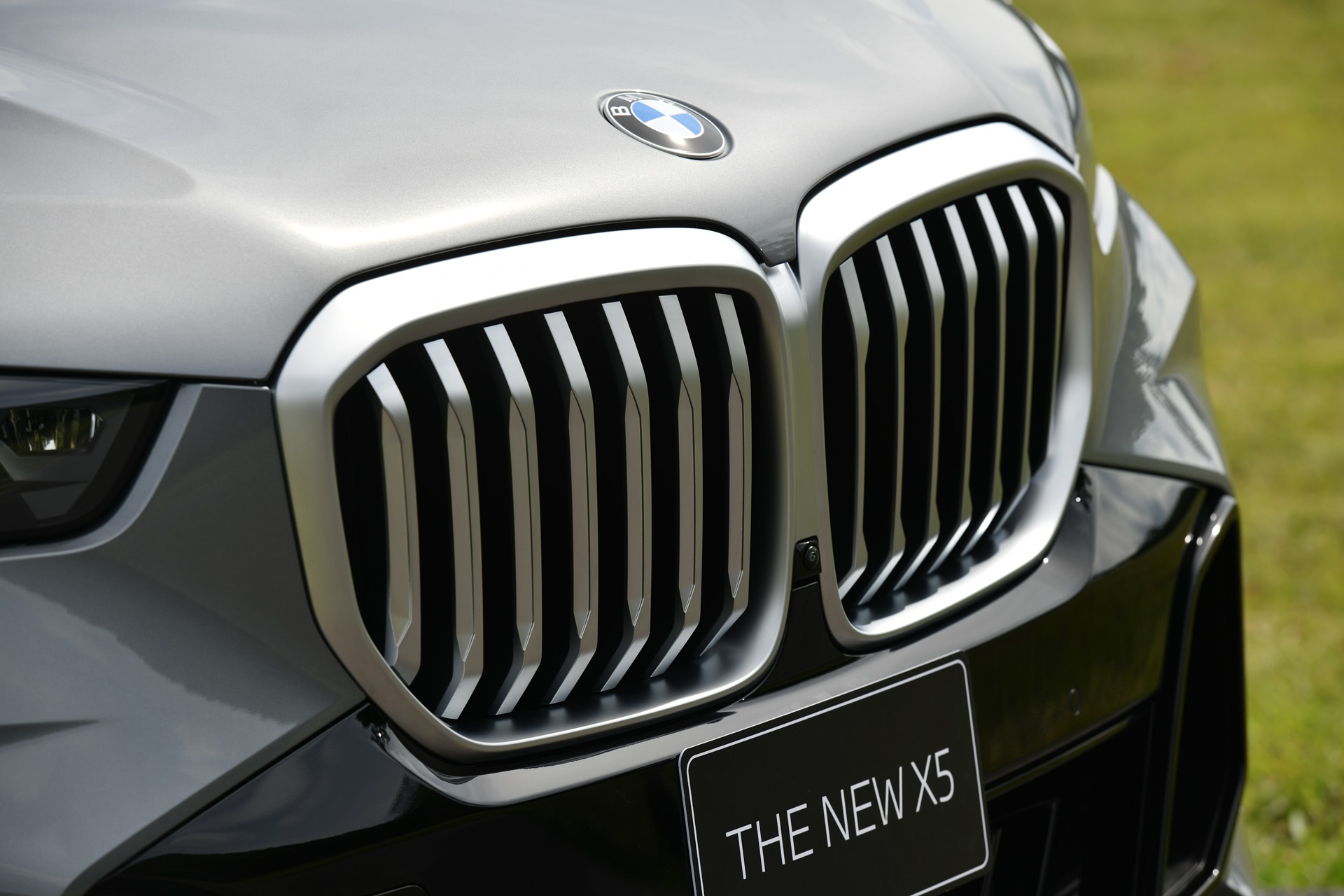 BMW X5 xDrive50e M Sport บีเอ็มดับเบิลยู เอ็กซ์5 ปี 2023 : ภาพที่ 2