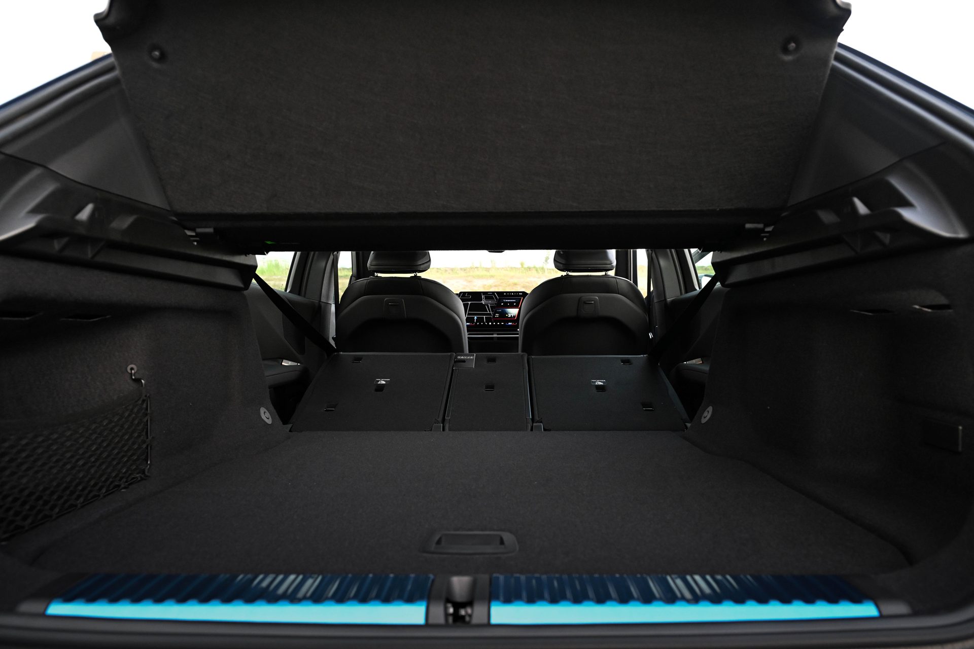 BMW i iX3 50 xDrive M Sport บีเอ็มดับเบิลยู ปี 2026 : ภาพที่ 17