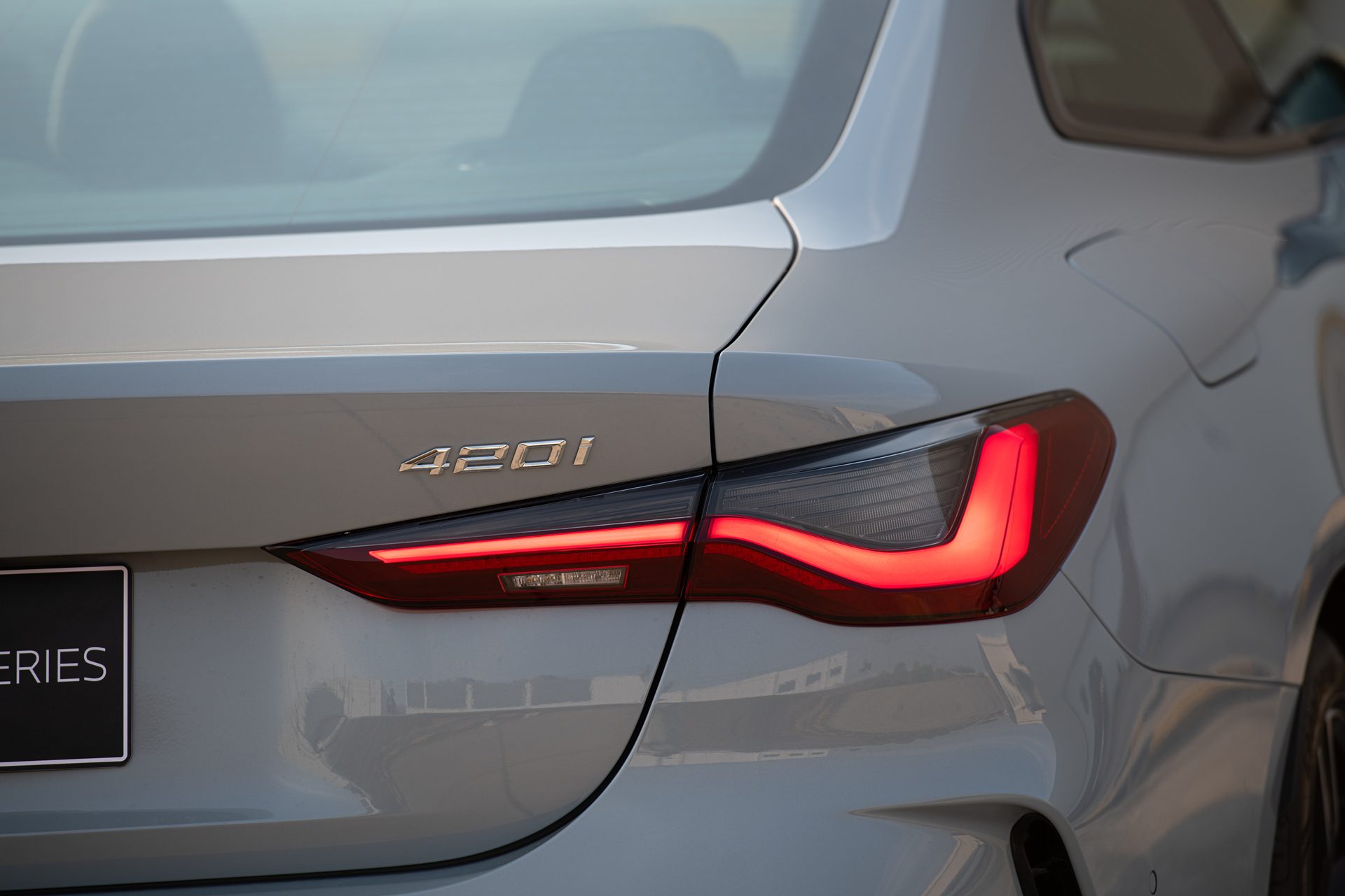 BMW Series 4 420i Coupe M Sport บีเอ็มดับเบิลยู ซีรีส์ 4 ปี 2025 : ภาพที่ 5