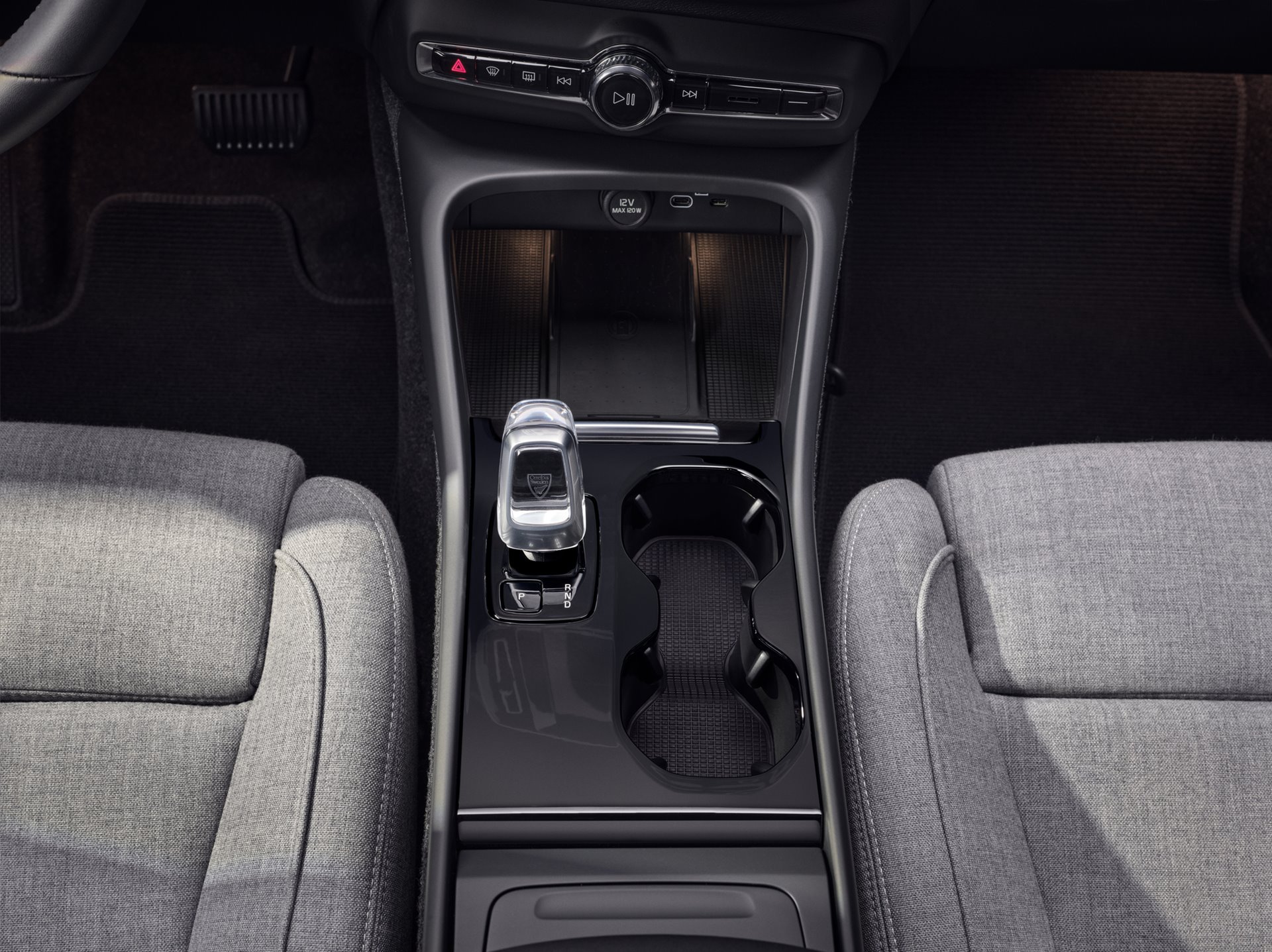 Volvo EC40 Ultra – Twin Motor วอลโว่ ปี 2024 : ภาพที่ 11