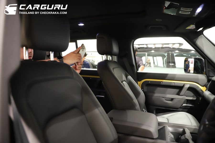 Land Rover Defender 110 Trophy Edition แลนด์โรเวอร์ ดิเฟนเดอร์ ปี 2025 : ภาพที่ 9