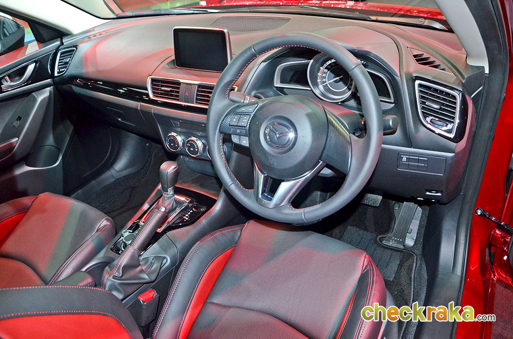 Mazda 3 2.0 Sedan Racing Series มาสด้า ปี 2015 : ภาพที่ 12