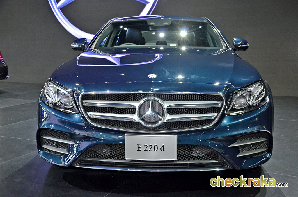 Mercedes-benz E-Class E 220 D AMG Dynamic เมอร์เซเดส-เบนซ์ อี-คลาส ปี 2016 : ภาพที่ 5