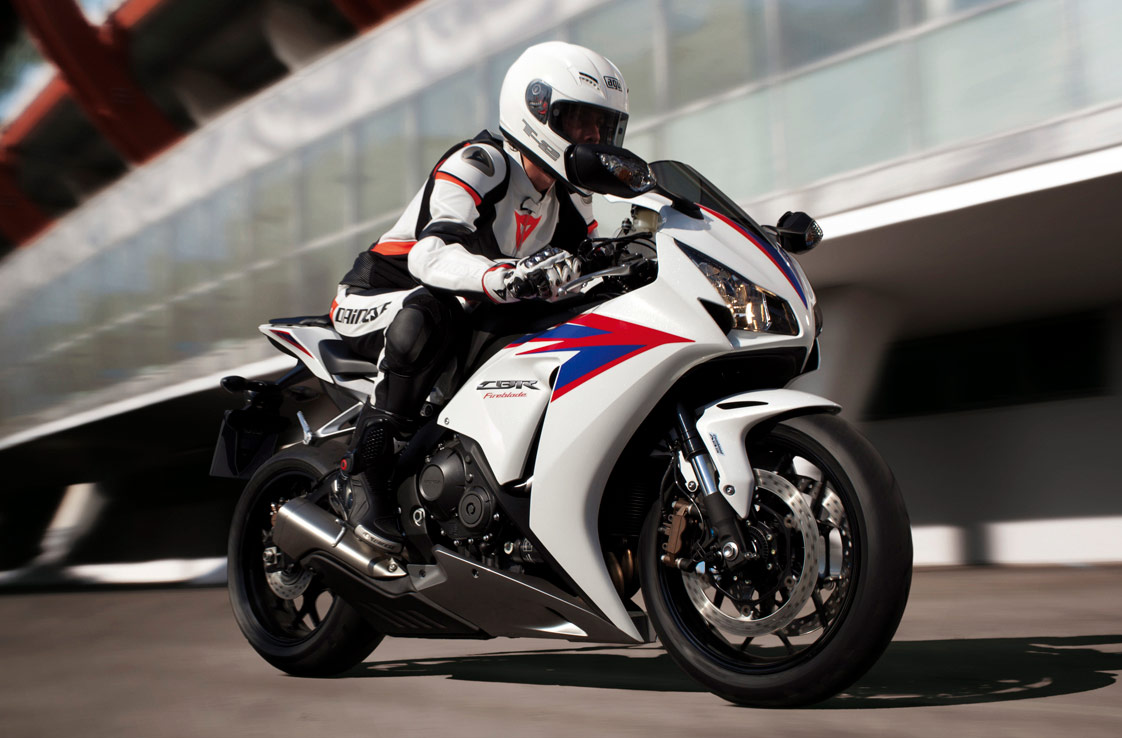 Honda CBR 1000RR ฮอนด้า ซีบีอาร์ ปี 2012 : ภาพที่ 7