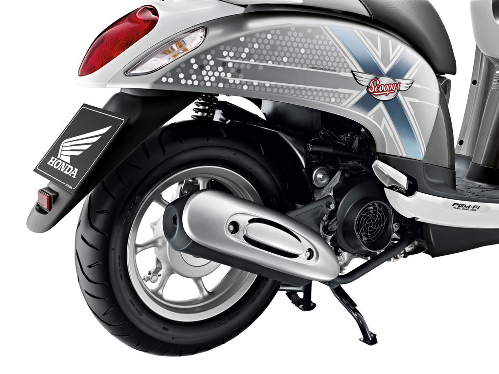 Honda Scoopy i Club 12 ฮอนด้า สกู้ปปี้ไอ ปี 2013 : ภาพที่ 13