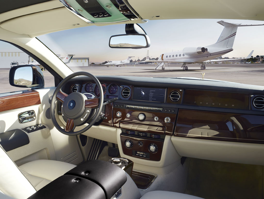 Rolls-Royce Phantom Series II LWB โรลส์-รอยซ์ แฟนทอมซีรีส์ทู ปี 2012 : ภาพที่ 5