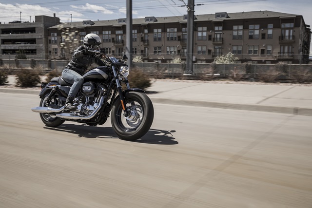 Harley-Davidson Cruiser Sportster 1200 Custom ฮาร์ลีย์-เดวิดสัน สปอร์ตสเตอร์ ปี 2020 : ภาพที่ 1