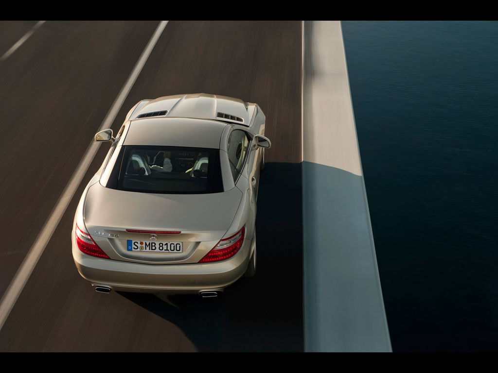 Mercedes-benz SLK-Class SLK200 BlueEFFICIENCY Sports AMG Roadster เมอร์เซเดส-เบนซ์ เอสแอลเค-คลาส ปี 2011 : ภาพที่ 12